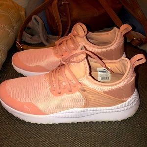 Women’s Puma Shoes